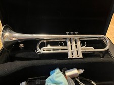 Bach Bb student model trumpet